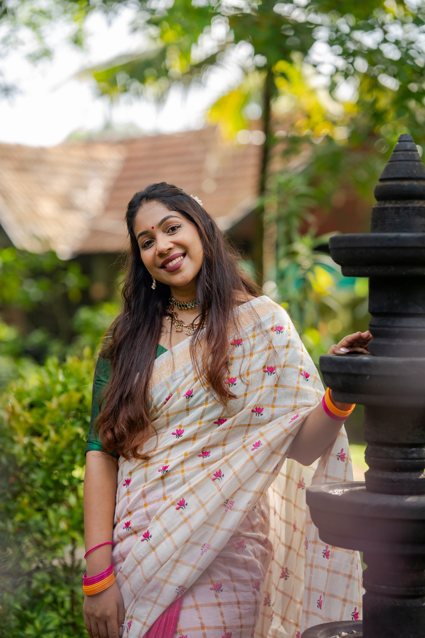 Remya : Thamara Sungudi Kattam - lotus with sungudi cotton half-half checkered saree - YCIEON168