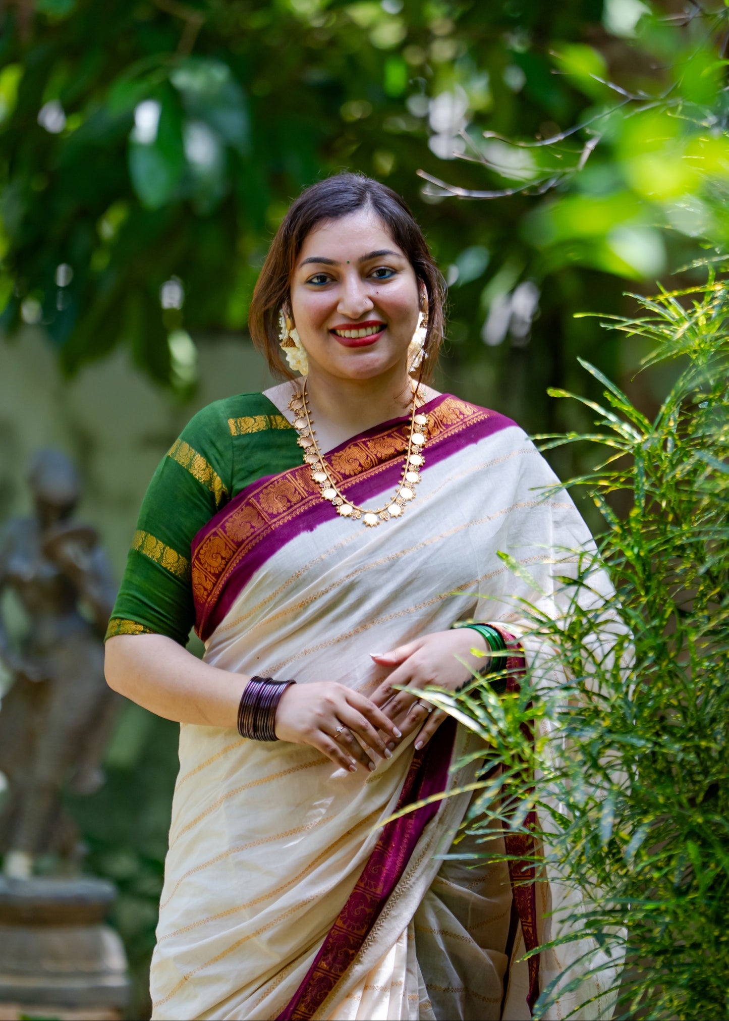Samantha : Chandanam - Sandal with maroon contrast velthaari sungudi, kattuchayam dyed madurai cotton - YCIEON102