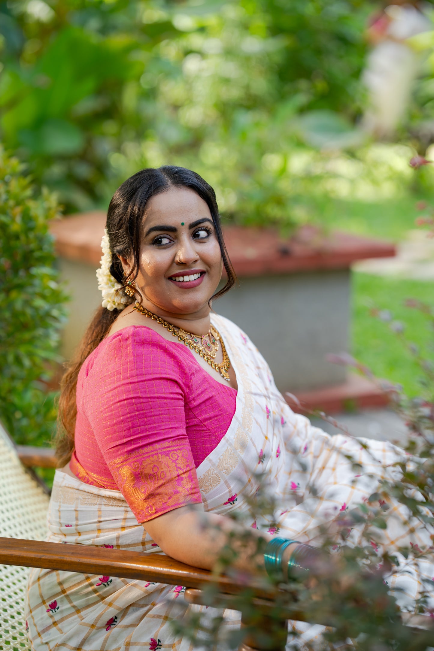 Sradha : Thaamara Kattam - pink lotus embroidery, ivory & gold, soft cotton - YCIEON167