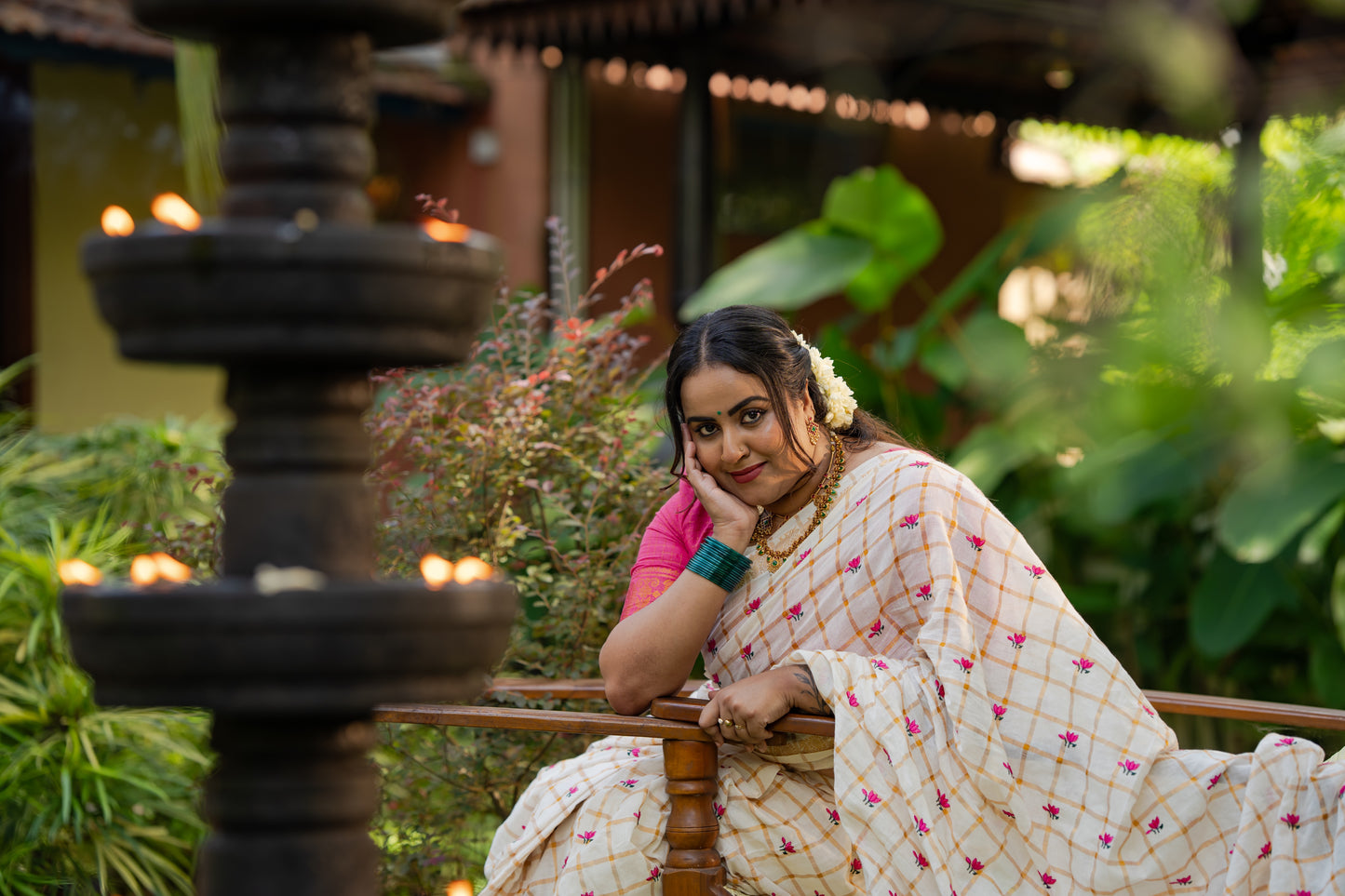Sradha : Thaamara Kattam - pink lotus embroidery, ivory & gold, soft cotton - YCIEON167