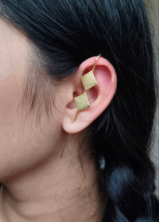 Gold plated earcuff, square - YCGPECF426