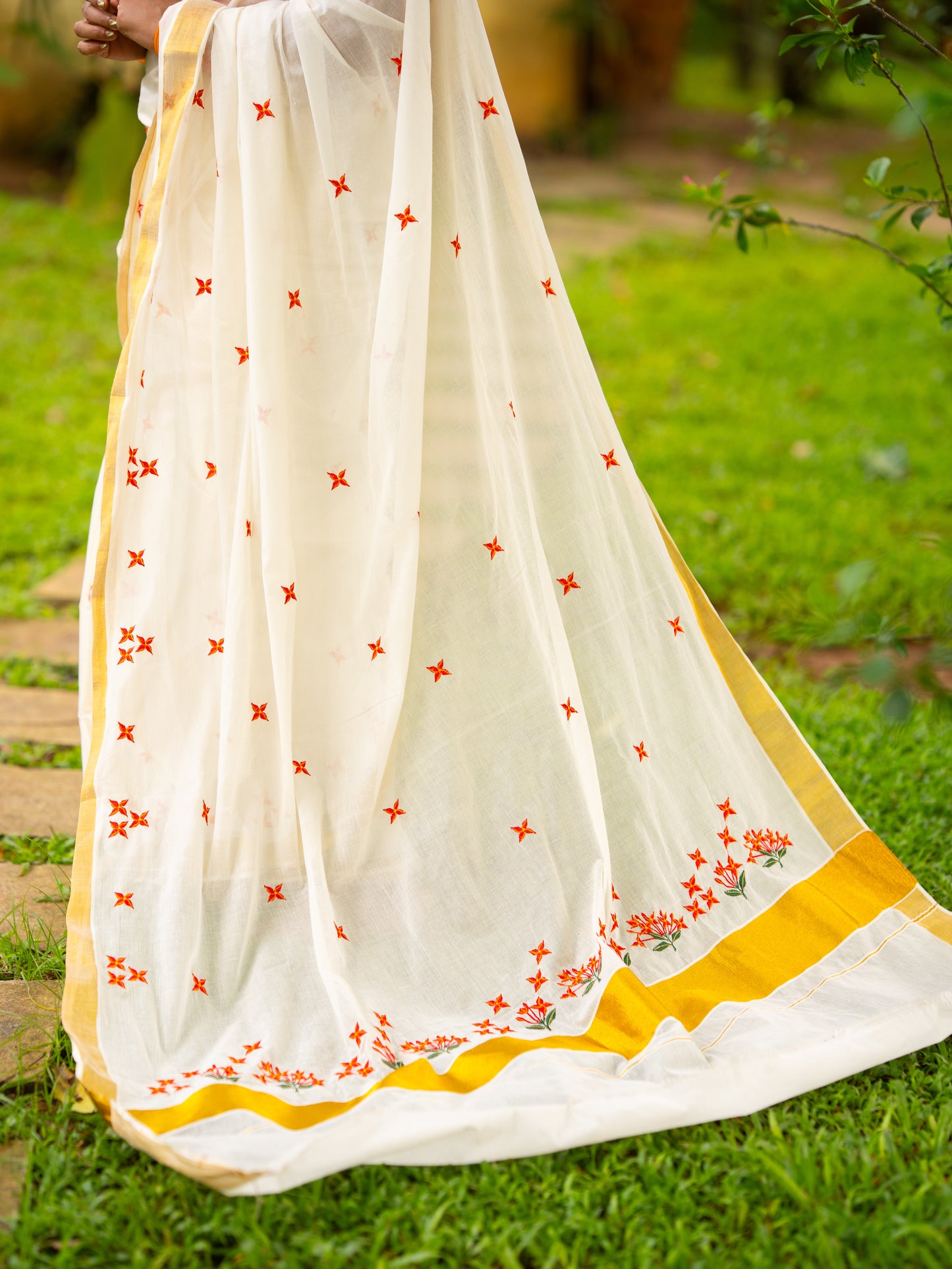 Nandana : Chethi/Thechi - orange red floral embroidery, ivory & gold, soft cotton - YCIEON165