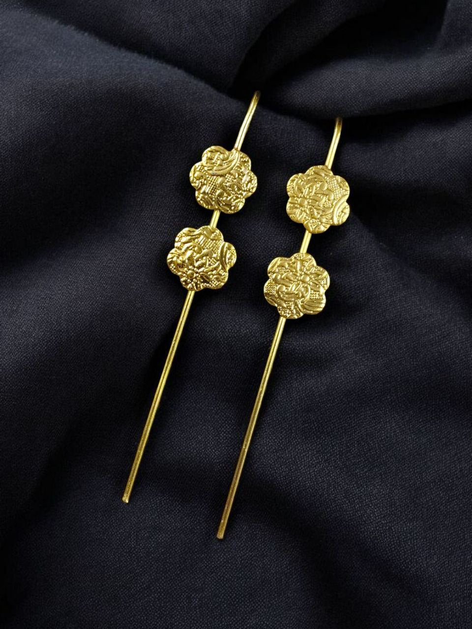 Gold plated earcuff, flower - YCGPECF424