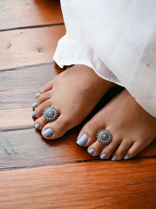 Adjustable toe ring, oxidised silver - YCOSTR549