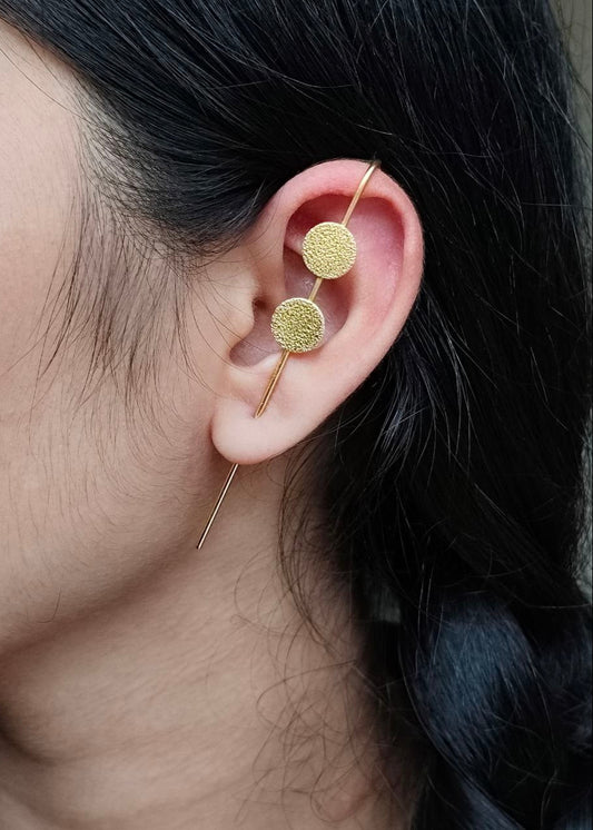 Gold plated earcuff, round - YCGPECF430